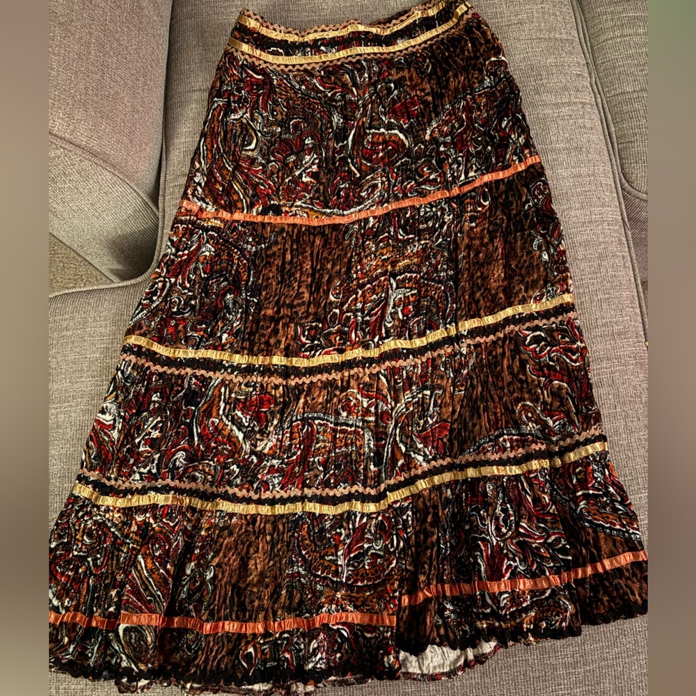 Chic Multicolor Paisley Midi Skirt